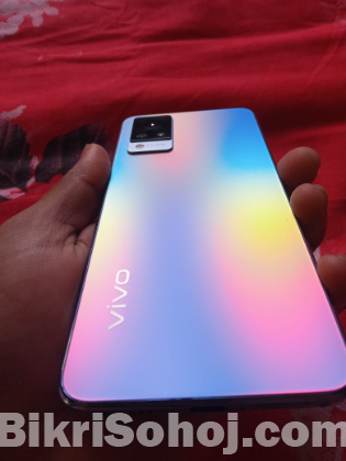 Vivo v21